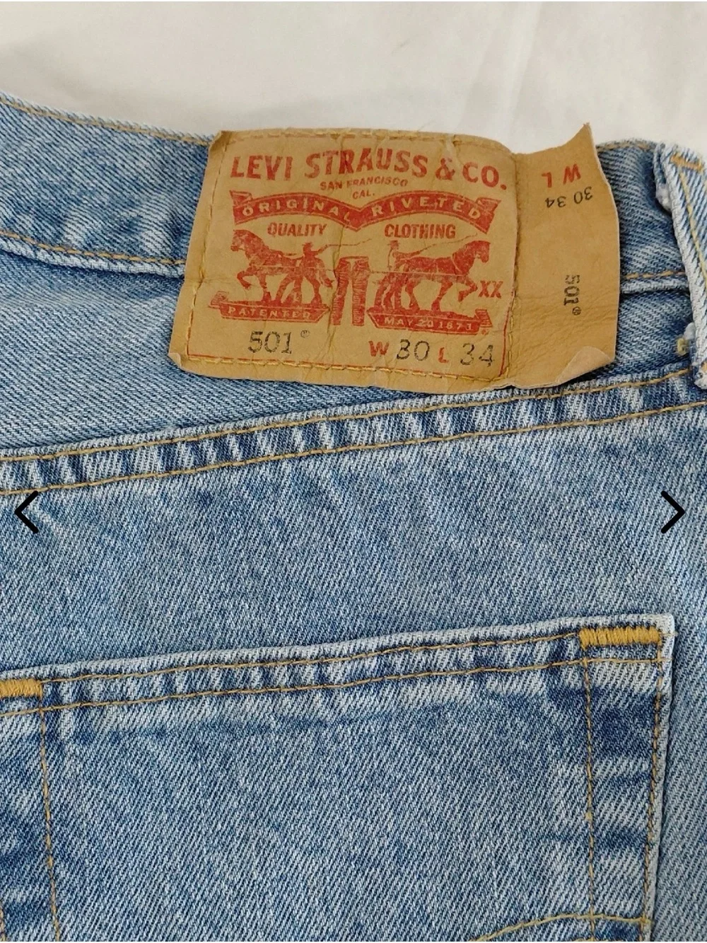 VINTAGE Levi's 501 Original Fit Men's Button Fly Straight Leg Blue Jeans